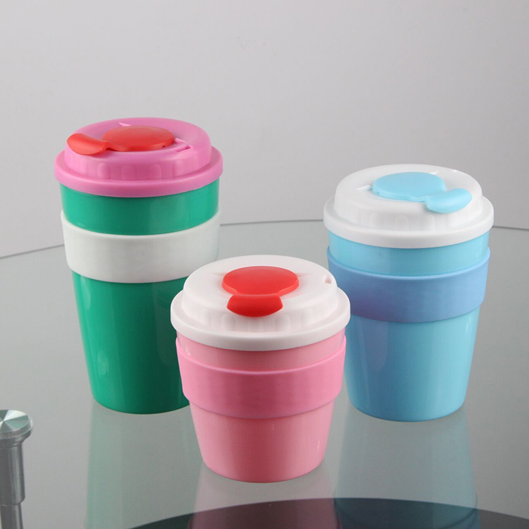 plastic coffee cup keep